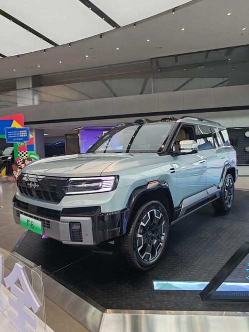 广州10比亚迪方程豹硬派越野的爆款，英菲尼迪35周年与你共成长