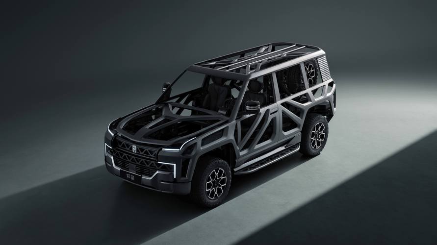 广州10仰望U8硬派越野的科技魅力，国能汽车对传统燃油车市场的冲击